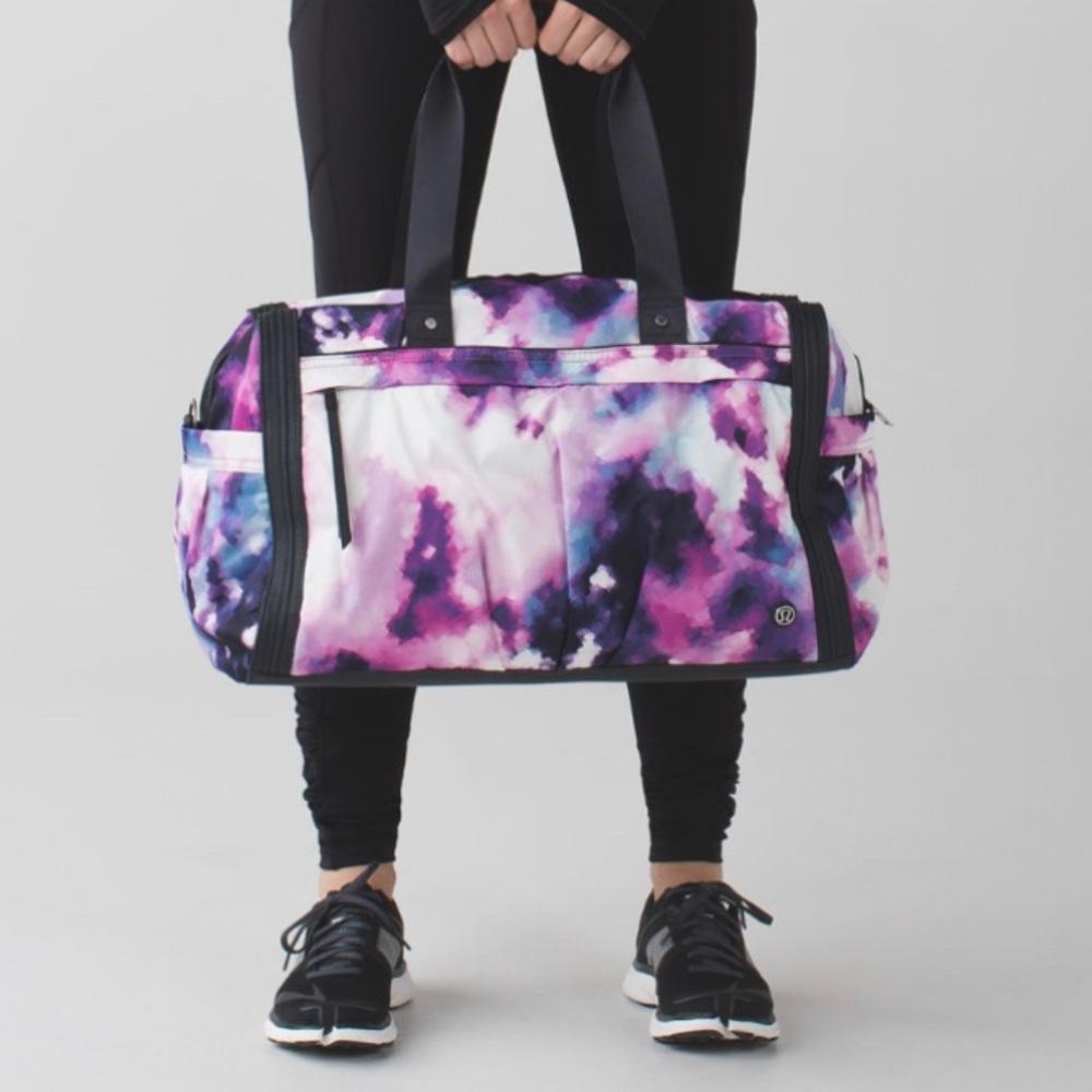 Lululemon Urban Warrior Duffel
Blooming Pixie Multi / Deep Coal